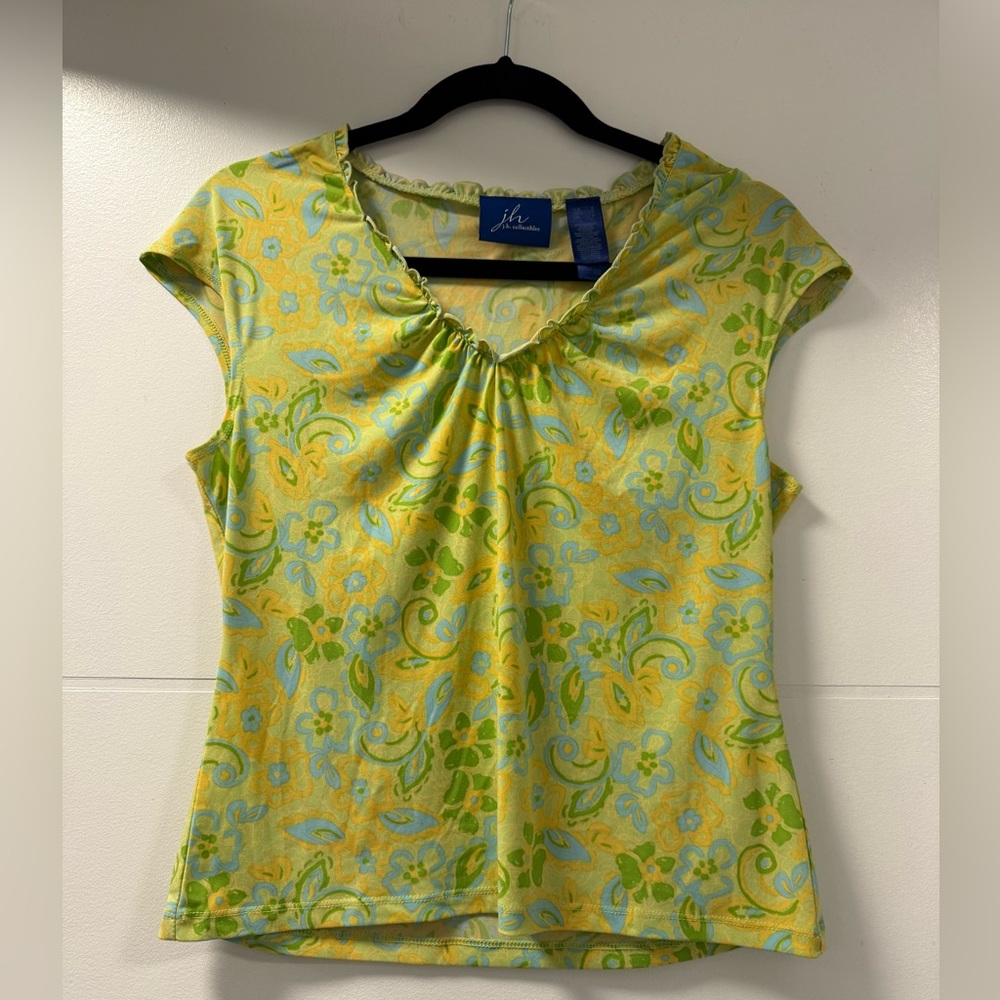 🩵Vintage Vibrant Floral Yellow and Green Top